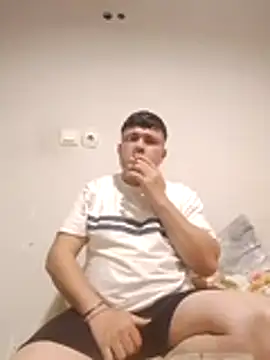 nihattttttttttttttt online show from December 18, 2025, 7:18 pm