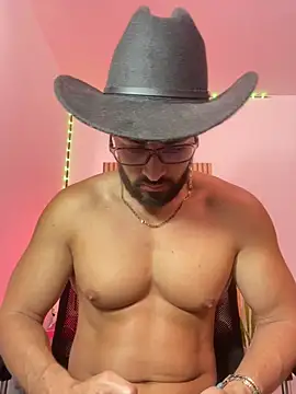 Snapshot of magnumchris chatting on June 1, 2026, 12:38 pm magnumchris online show from June 1, 2026, 12:38 pm