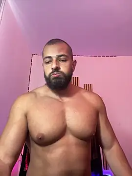 magnumchris online show from June 26, 2026, 8:03 pm