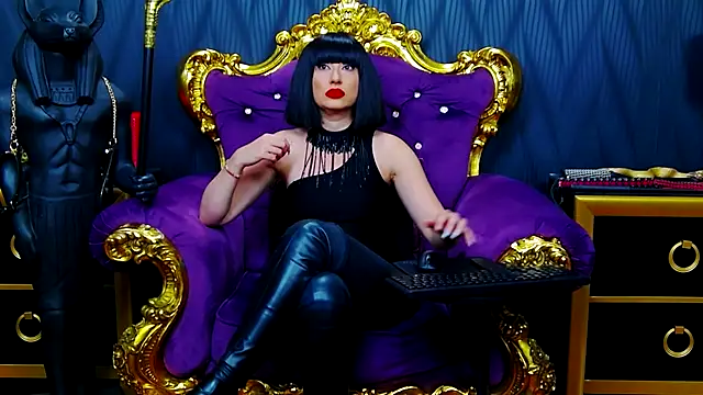 Snapshot of LaraMaeve chatting on September 15, 2025, 5:08 am LaraMaeve online show from September 15, 2025, 5:08 am