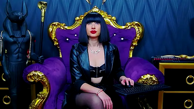 Snapshot of LaraMaeve chatting on October 2, 2025, 4:27 am LaraMaeve online show from October 2, 2025, 4:27 am