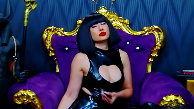 Snapshot of LaraMaeve chatting on September 12, 2025, 5:18 am LaraMaeve online show from September 12, 2025, 5:18 am