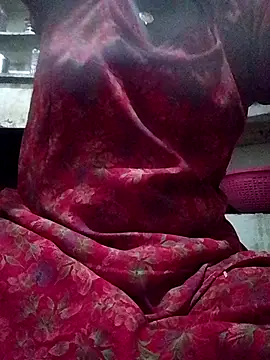 Snapshot of aunty_sumy chatting on February 11, 2026, 3:56 pm aunty sumy online show from February 11, 2026, 3:56 pm