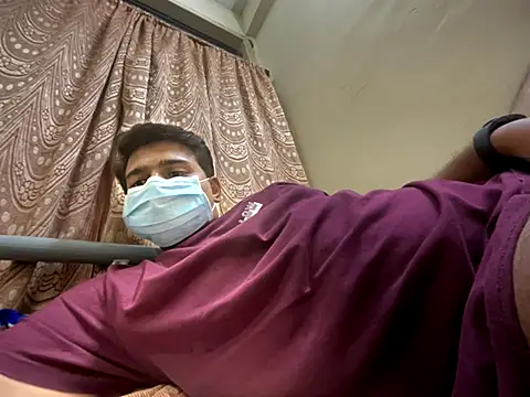 Snapshot of Ali_1302 chatting on October 25, 2025, 9:15 pm Ali 1302 online show from October 25, 2025, 9:15 pm