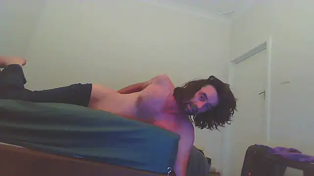 Snapshot of straightozgoesdwn chatting on November 21, 2025, 8:41 pm straightozgoesdwn online show from November 21, 2025, 8:41 pm