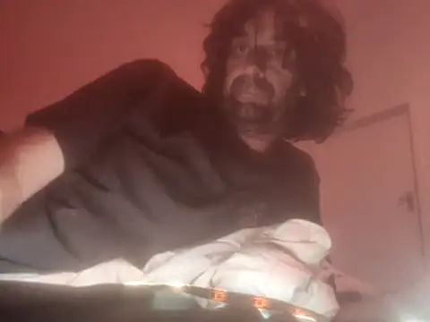 Snapshot of straightozgoesdwn chatting on November 22, 2025, 5:56 pm straightozgoesdwn online show from November 22, 2025, 5:56 pm