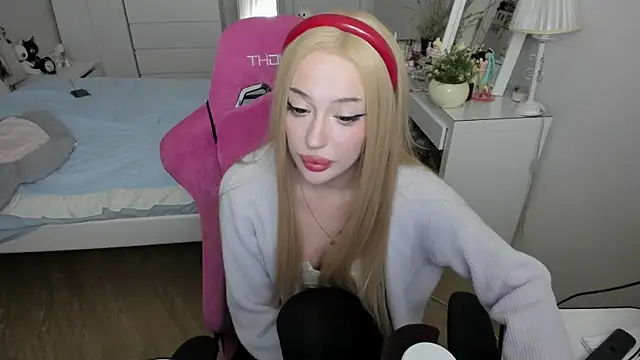 saadnesstyan online show from October 17, 2025, 12:40 pm