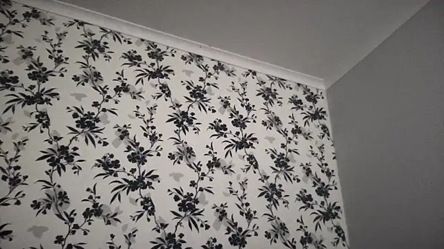 Big8inchUncutCock online show from April 12, 2026, 11:57 am