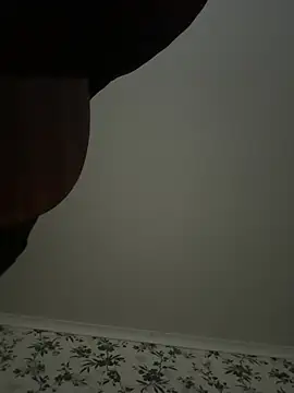 Big8inchUncutCock online show from May 25, 2026, 1:21 pm
