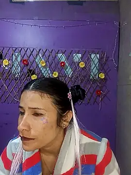 karinnahotdirty online show from September 24, 2025, 10:38 pm