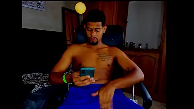 Snapshot of yurgaki_21 chatting on March 1, 2026, 4:18 pm yurgaki 21 online show from March 1, 2026, 4:18 pm