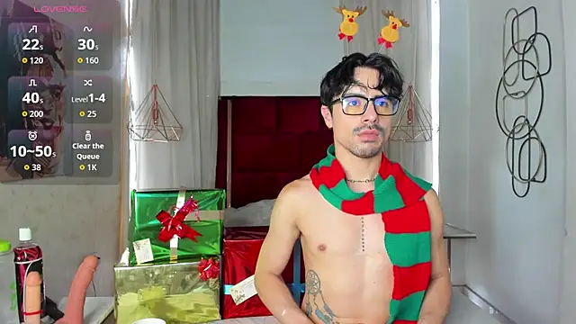 BryCams3 online show from December 1, 2025, 7:59 pm