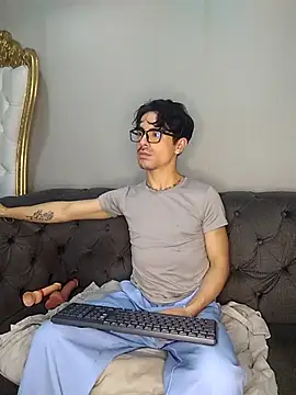 BryCams3 online show from November 24, 2025, 9:59 pm