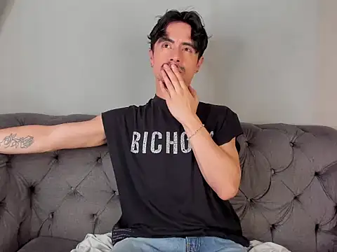 BryCams3 online show from November 22, 2025, 2:54 am