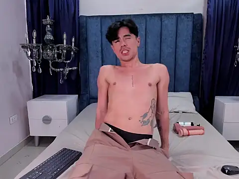 BryCams3 online show from October 22, 2025, 5:34 pm