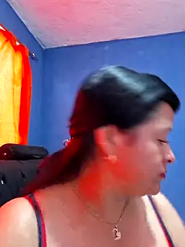 Hanna Kieran online show from November 21, 2025, 7:24 pm