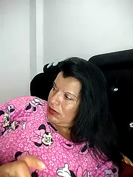 Hanna Kieran online show from September 9, 2025, 2:43 am