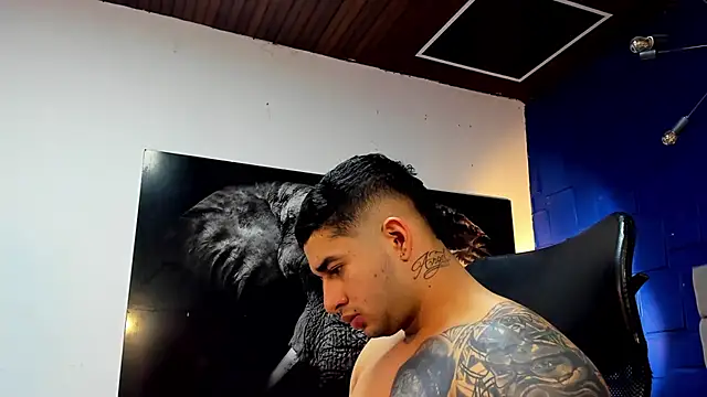 king falconer online show from November 19, 2025, 1:16 am