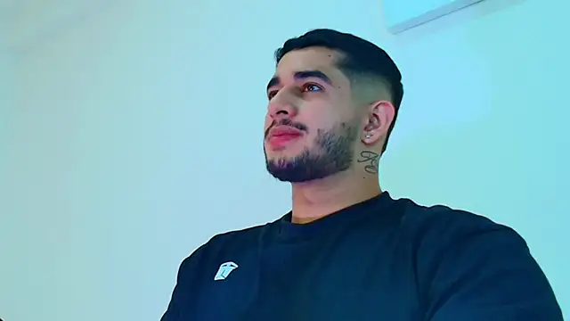 king falconer online show from February 5, 2026, 6:20 am