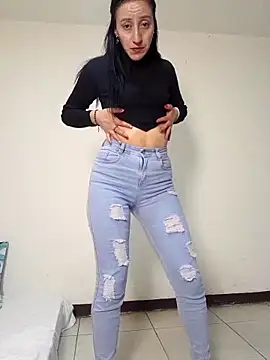 Snapshot of Oriana111 chatting on October 12, 2025, 5:53 am Oriana111 online show from October 12, 2025, 5:53 am