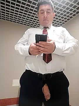 BigCristh79 online show from November 24, 2025, 8:14 am