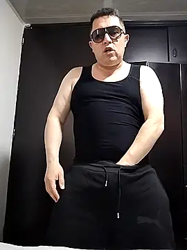 BigCristh79 online show from February 19, 2026, 2:03 pm