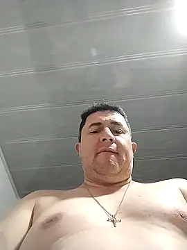 BigCristh79 online show from November 14, 2025, 1:48 pm