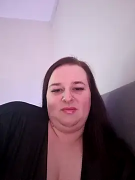 Curvaceouscarla online show from January 15, 2026, 2:09 pm