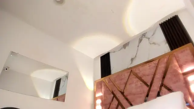 kandy bronw online show from September 21, 2025, 1:44 am