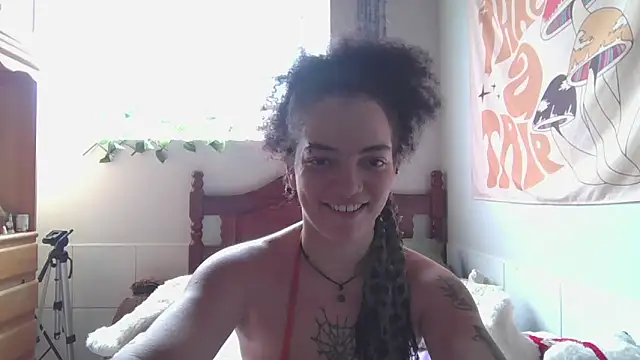 CamillyBlum online show from April 1, 2026, 5:10 pm