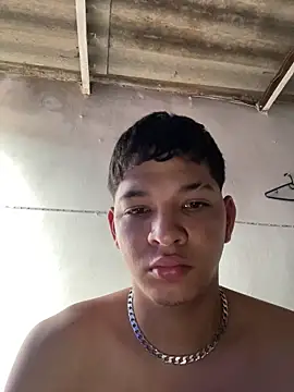 RobinLenoxx online show from October 23, 2025, 4:49 pm