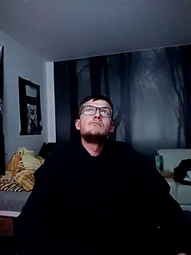 liema3156 online show from October 19, 2025, 6:54 pm