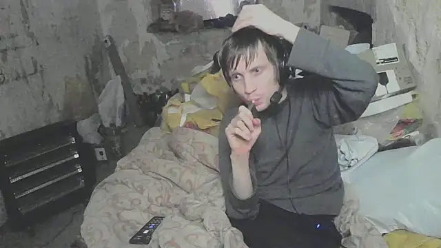 Snapshot of makarov1993 chatting on April 18, 2026, 7:07 pm makarov1993 online show from April 18, 2026, 7:07 pm