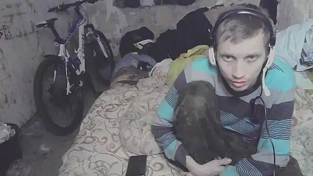 makarov1993 online show from October 27, 2025, 10:00 pm