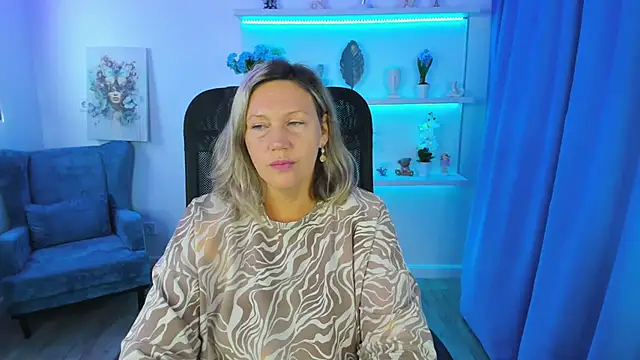 NinaStarle online show from September 10, 2025, 4:33 am