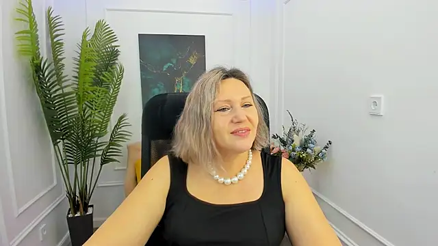 NinaStarle online show from January 10, 2026, 4:30 am