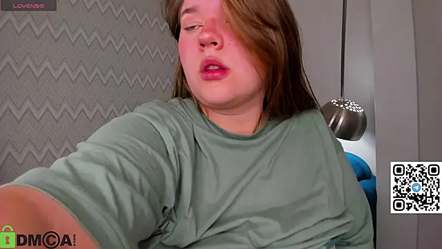 Chloee White online show from September 26, 2025, 12:50 am