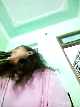 JHILMIL online show from November 20, 2025, 5:24 pm