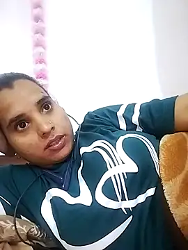 JHILMIL online show from November 6, 2025, 4:33 pm