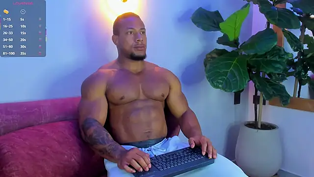 Travis lenox  online show from February 20, 2026, 4:31 pm