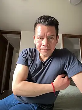 Snapshot of Manu0586 chatting on October 5, 2025, 3:14 pm Manu0586 online show from October 5, 2025, 3:14 pm