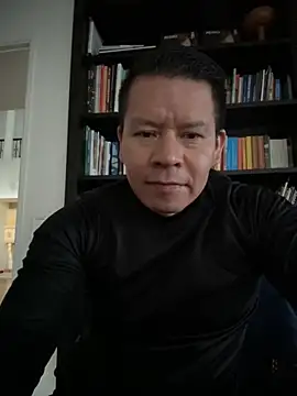 Snapshot of Manu0586 chatting on November 30, 2025, 11:33 am Manu0586 online show from November 30, 2025, 11:33 am