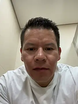 Manu0586 online show from February 5, 2026, 11:06 am