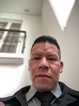 Snapshot of Manu0586 chatting on September 13, 2025, 12:49 pm Manu0586 online show from September 13, 2025, 12:49 pm