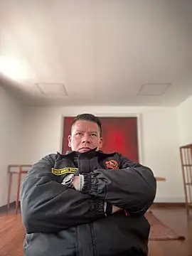 Snapshot of Manu0586 chatting on September 19, 2025, 3:38 pm Manu0586 online show from September 19, 2025, 3:38 pm