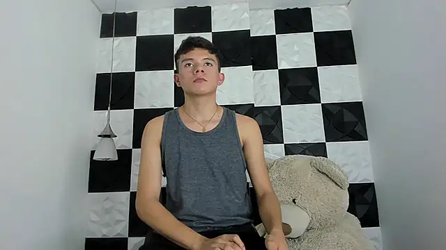 Snapshot of AndyFame1 chatting on November 4, 2025, 6:55 pm AndyFame1 online show from November 4, 2025, 6:55 pm