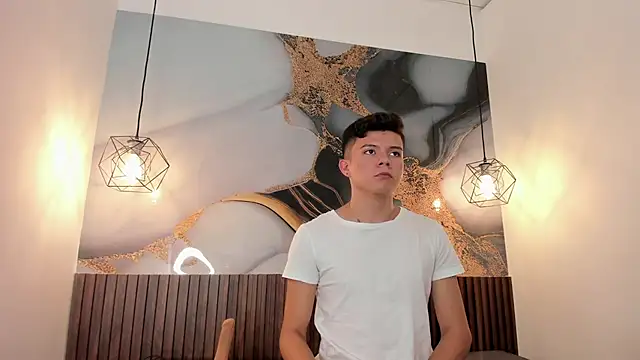 Snapshot of AndyFame1 chatting on September 8, 2025, 7:13 pm AndyFame1 online show from September 8, 2025, 7:13 pm