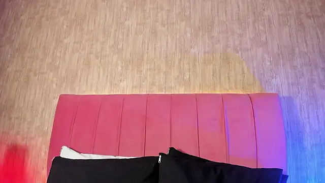 Kendra kobein online show from February 25, 2026, 8:08 pm