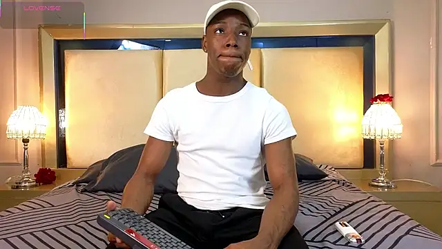 CharlesBrown  online show from February 15, 2026, 12:11 am