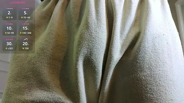 CharlesBrown  online show from September 13, 2025, 1:11 pm